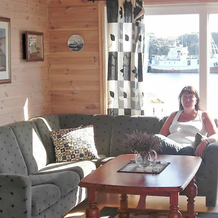 Holiday home Sorevegen Utsira