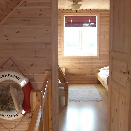 Sorevegen Holiday home *